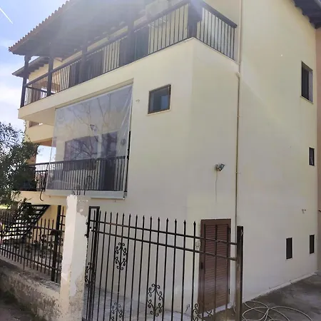 Mellonia Apartment *